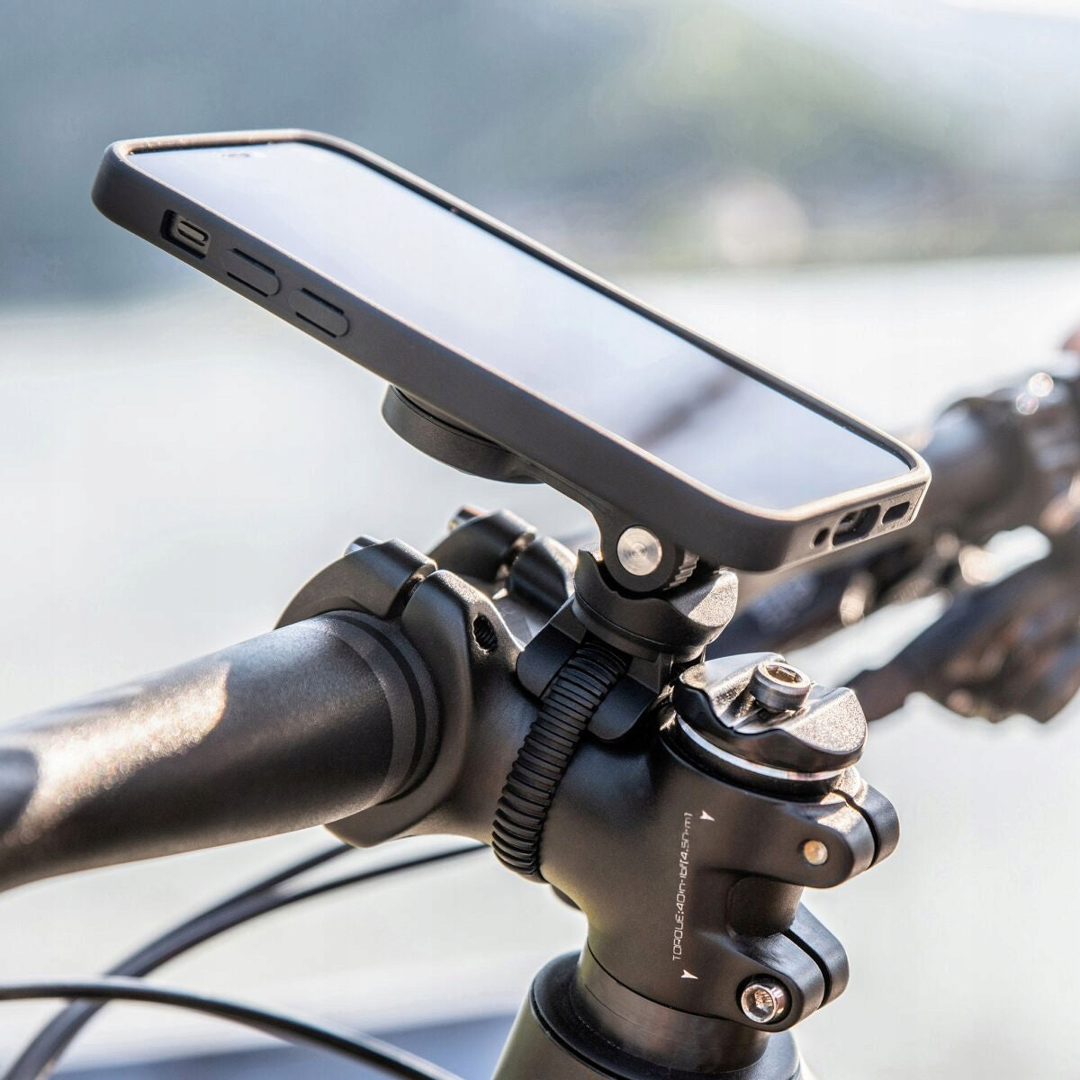 UNIVERSAL BICYCLE HANDLEBAR MOUNT FOR PHONE SP CONNECT Brand SP Connect