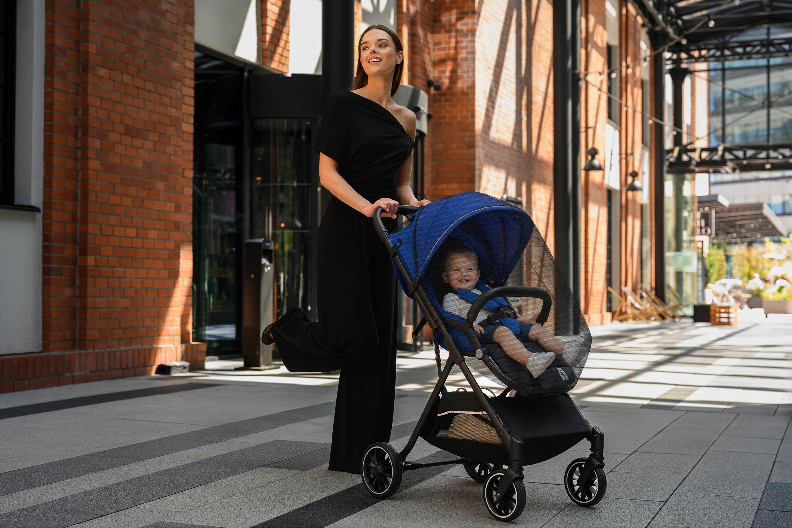 UNIVERSAL MOSQUITO NET FOR PRAMS Dedicated model uniwersalny