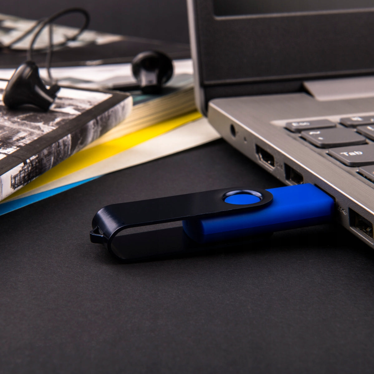 USB flash drive 512 mb 2.0 usb memory portable flash drive TWISTER navy blue Brand MemoRabbit