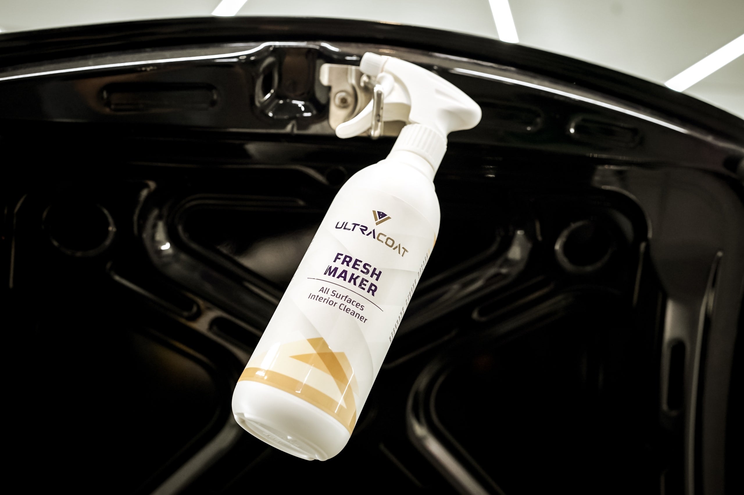 Ultracoat Fresh Maker 0,5L - Universal Car Interior Cleaner Packaging status original