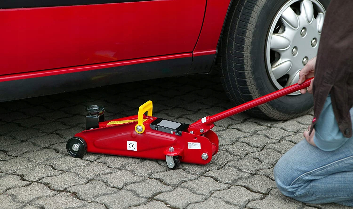 Unitec Maneuvering lift, hydraulic lifting capacity Brand Unitec