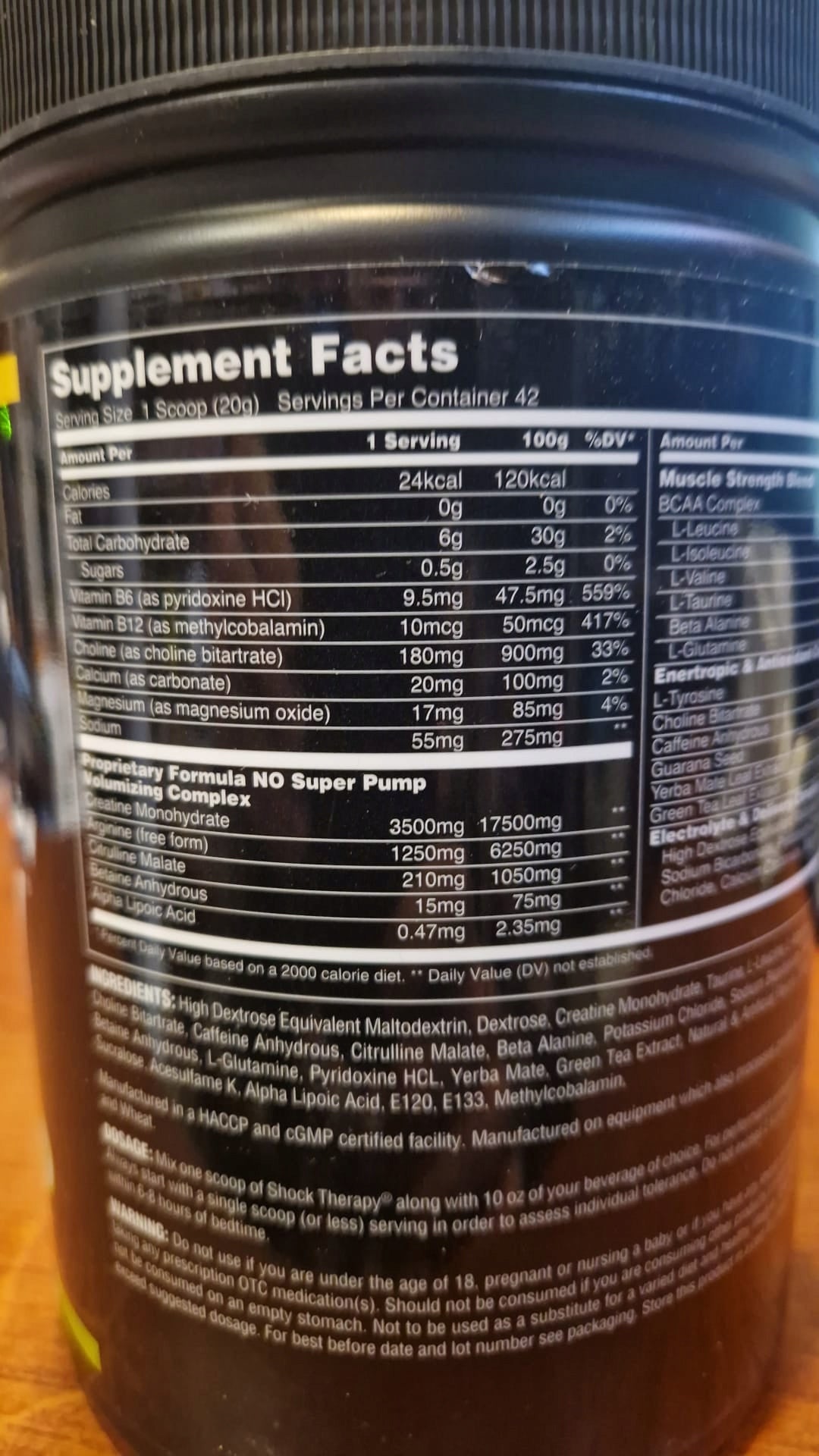Universal SHOCK THERAPHY Pre-workout Pump Stack Strength 42 Portions 840g Lemon Packaging status original