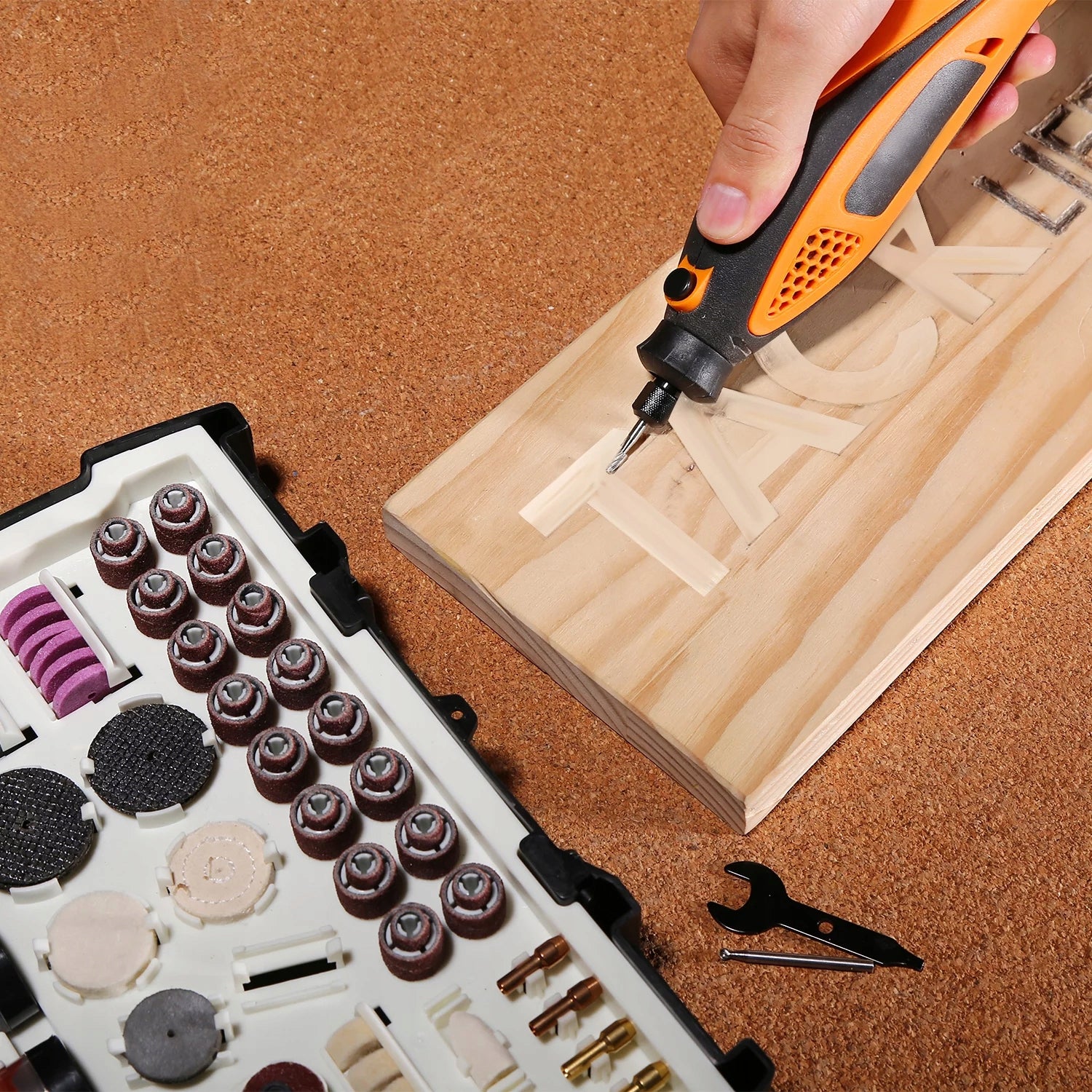 Universal accessory set for mini grinder Multi-grinders 361 pieces Number of items in the set 286