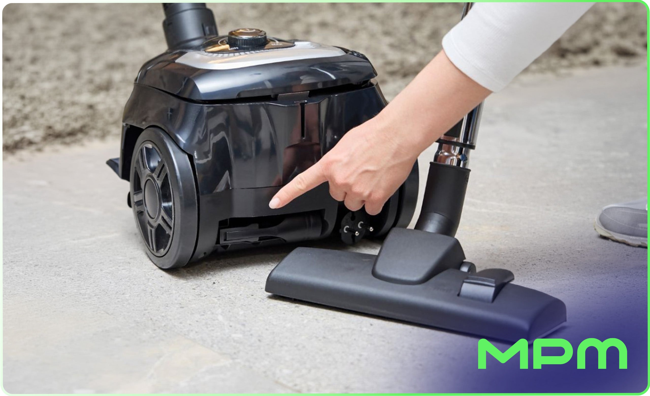 VACUUM CLEANER TRADITIONAL BAG STRONG 850W HEPA FILTER REGULATION MPM MOD-180 Brand MPM