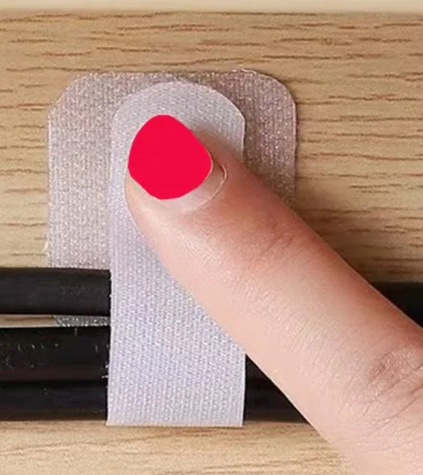 VELCRO BAND ORGANIZER FOR FIXING WIRES SELF-ADHESIVE 10 PIECES Manufacturer code RZK14BI
