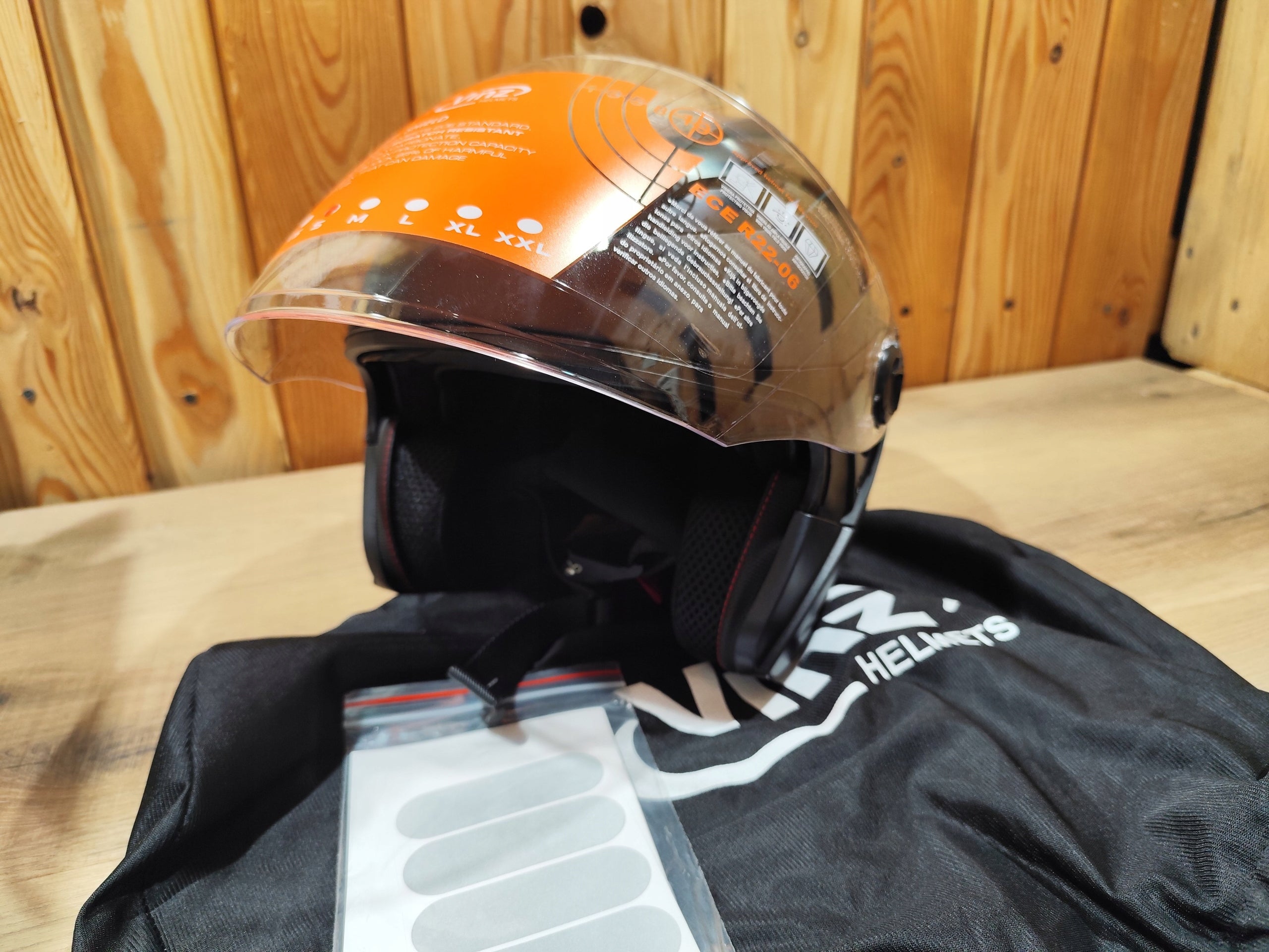 VINZ Calobra Jet Motorcycle Helmet with Sunshade ECE 22.06, r. S Manufacturer no brand