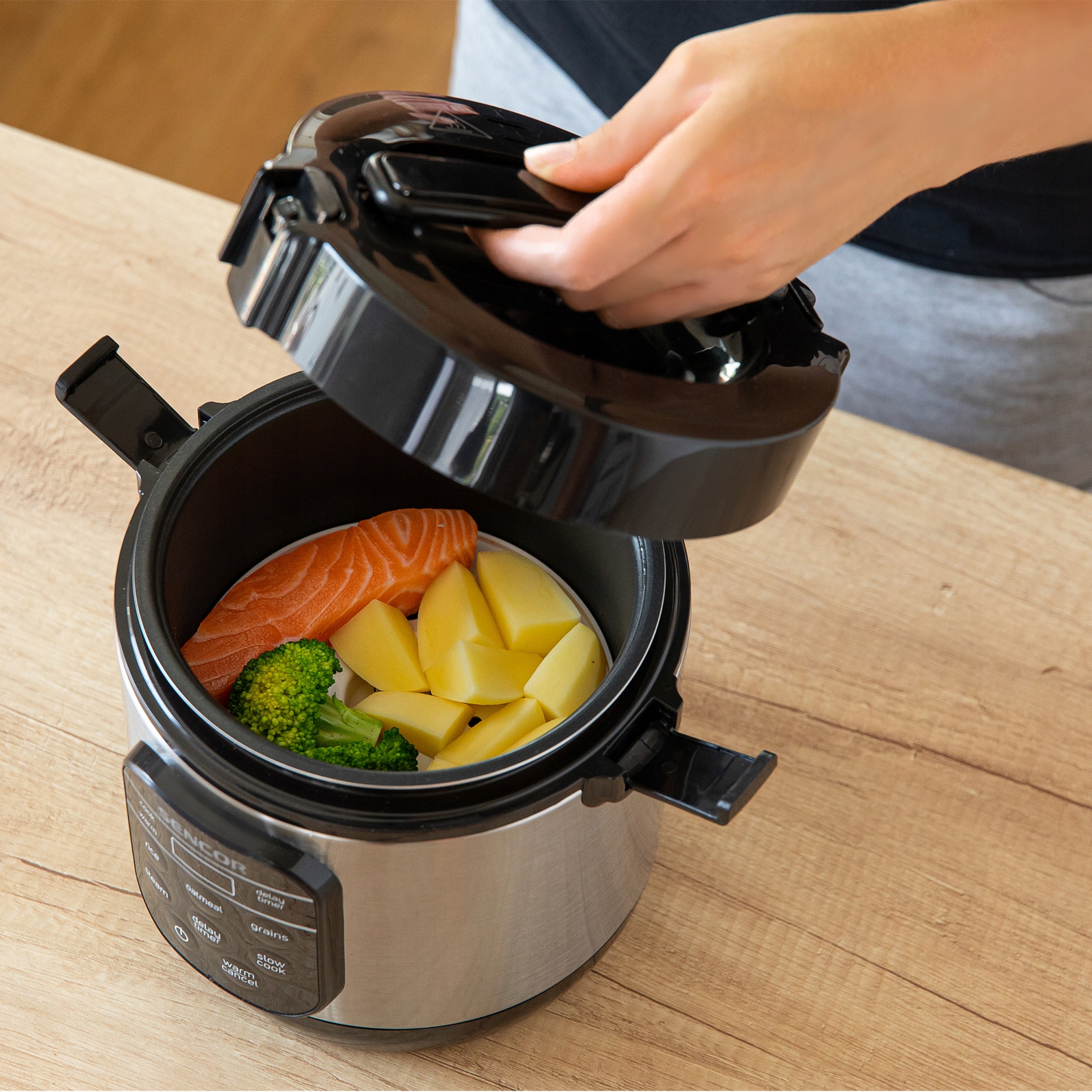 Vegetable rice cooking pot RICE COOKER 0,6L 360W silver Sencor SRM 0650SS Dominant color silver/gray