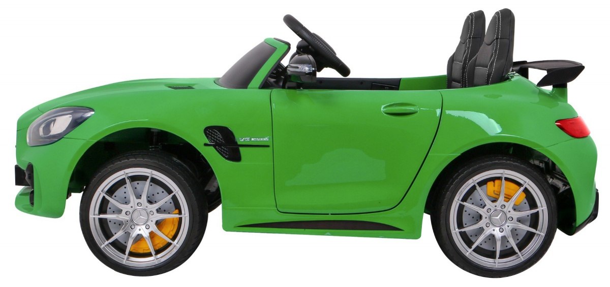 Vehicle Mercedes-Benz GT R 4x4 Lacquered Green Color green