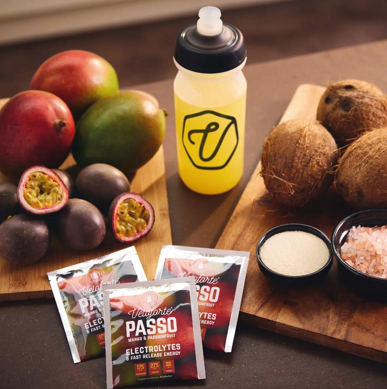 Veloforte Passo Carbohydrate Drink with Mango Electrolytes and Passionfruit 27 g Packaging status original