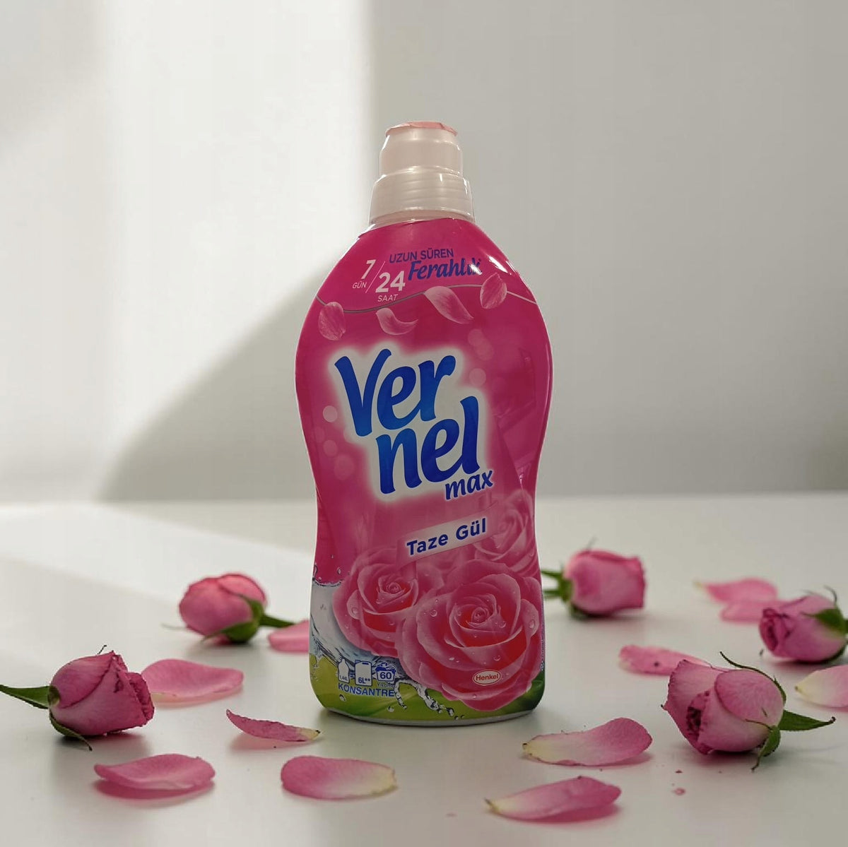 Vernel Max Concentrated Fabric Softener with Fresh Rose Scent