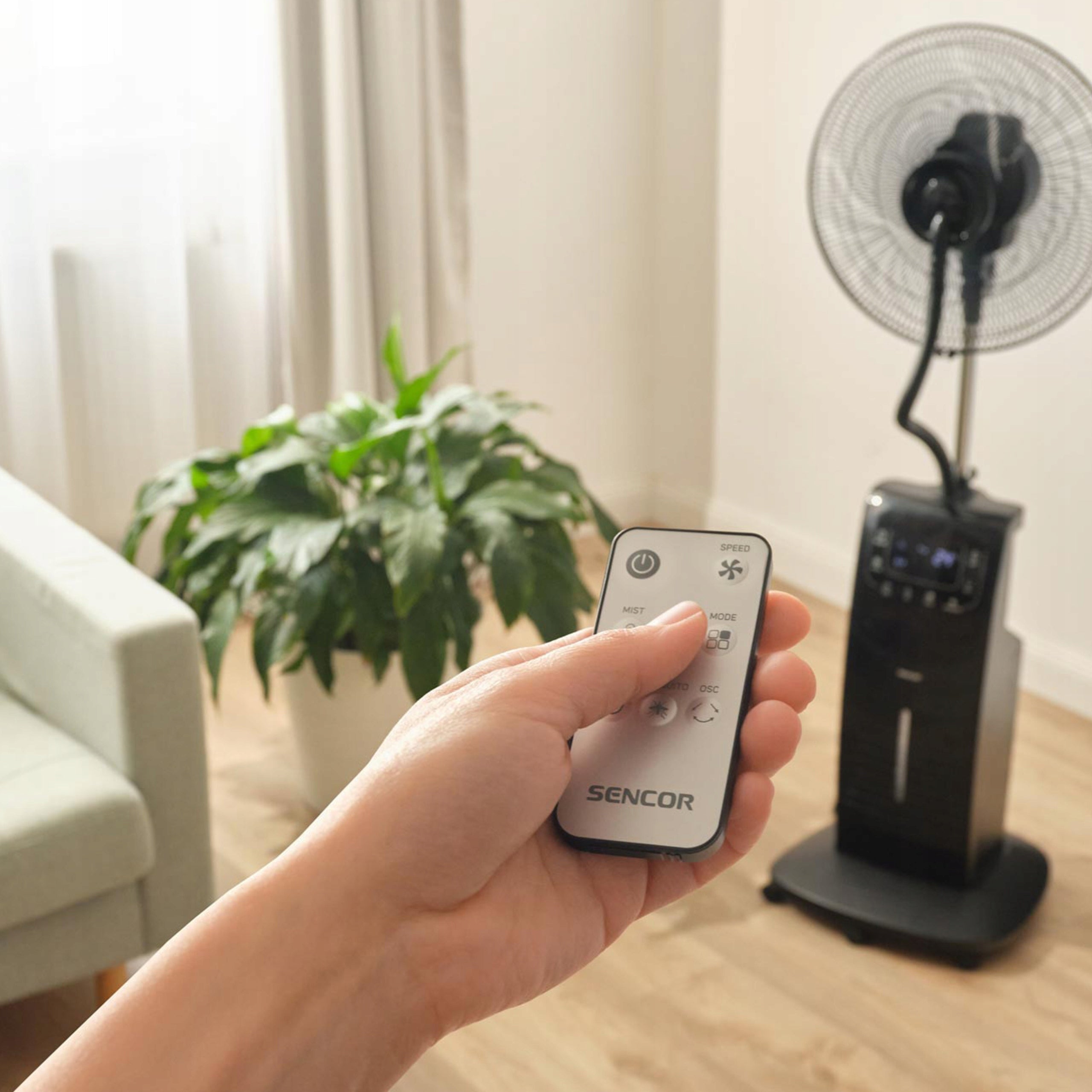 Vertikální ventilátor Sencor SFN 1054BK 90 W 3 Rychlosti EFEKT MLHY 200 Type fresh air heater