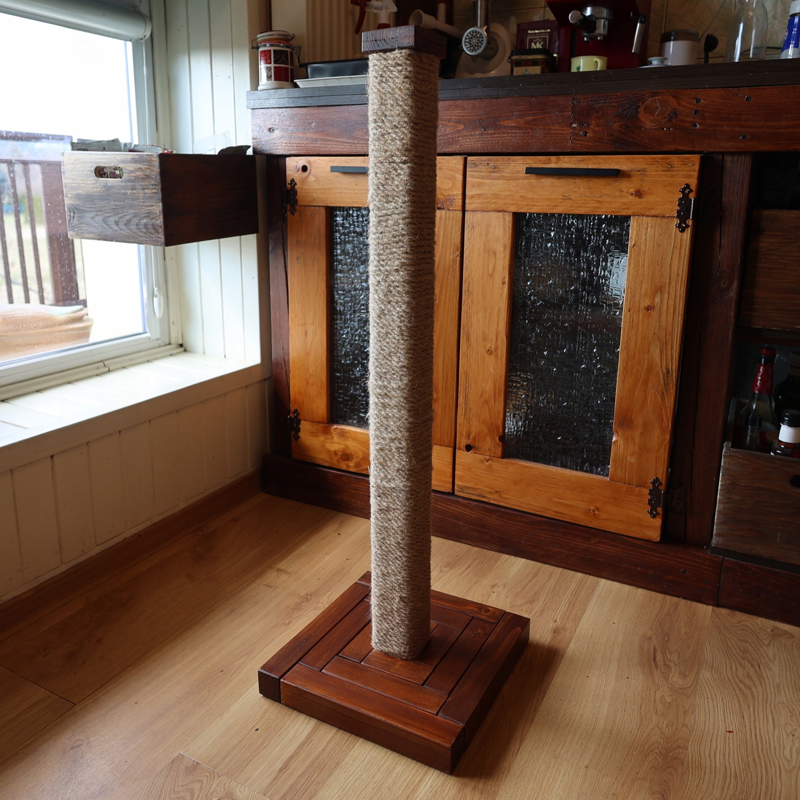 Very stable high cat scratcher scratching post 100cm Wooden Manufacturer code R02-100Fi100Ł