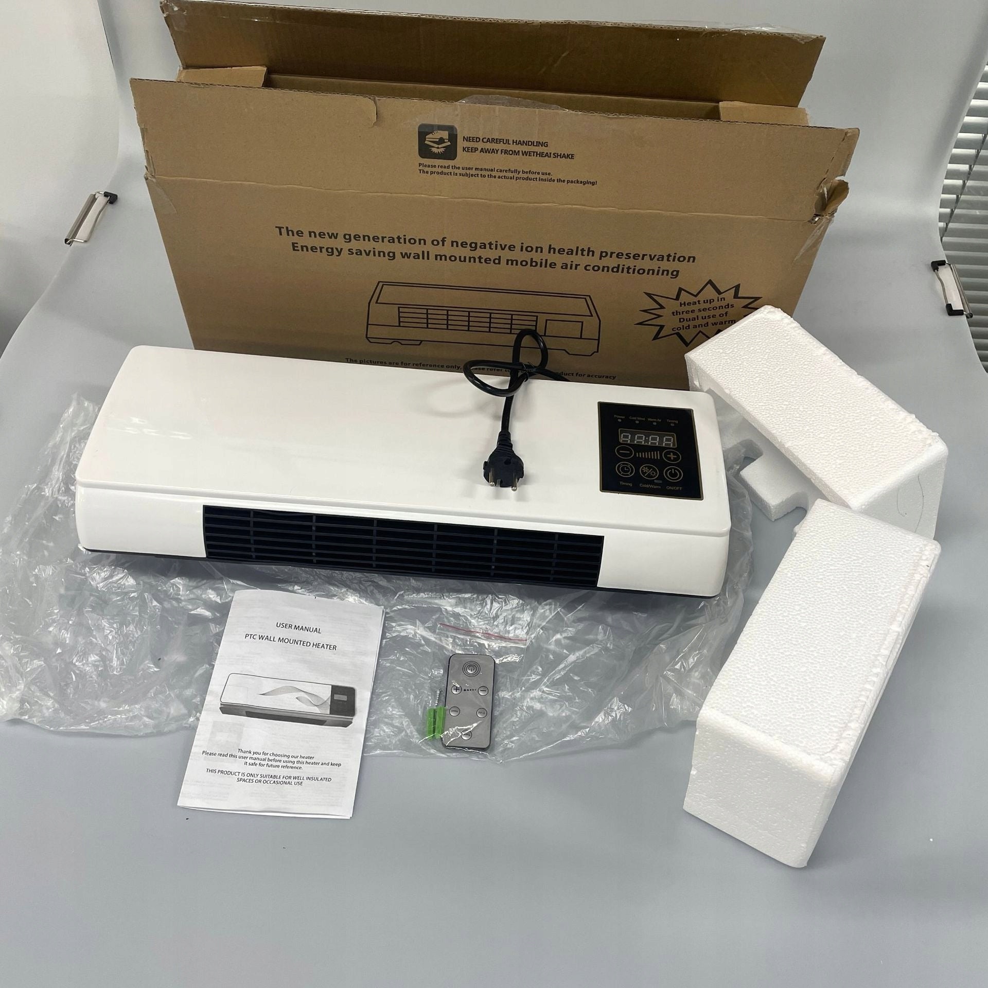 WALL AIR CONDITIONER WITHOUT EXTERNAL HEAT AND COOLING UNIT + Control not specified