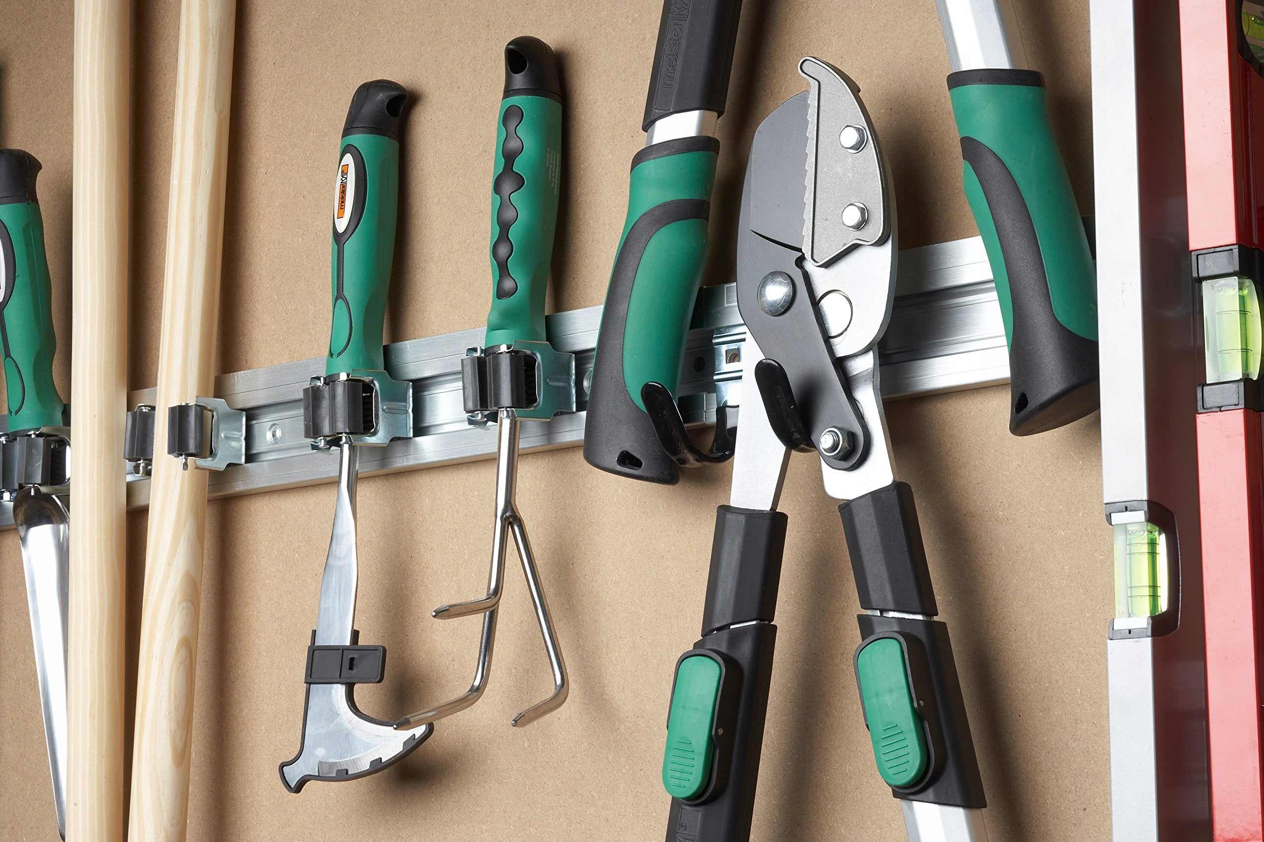 WALL MOUNT FOR GARDEN TOOLS BROOMS Metafranc Product height 4 cm