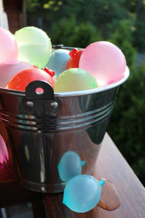 WATER BALLOONS WATER BOMBS SET OF 100PCS SELF-CLOSING WITH STOPPER+CAP Kind water balloons