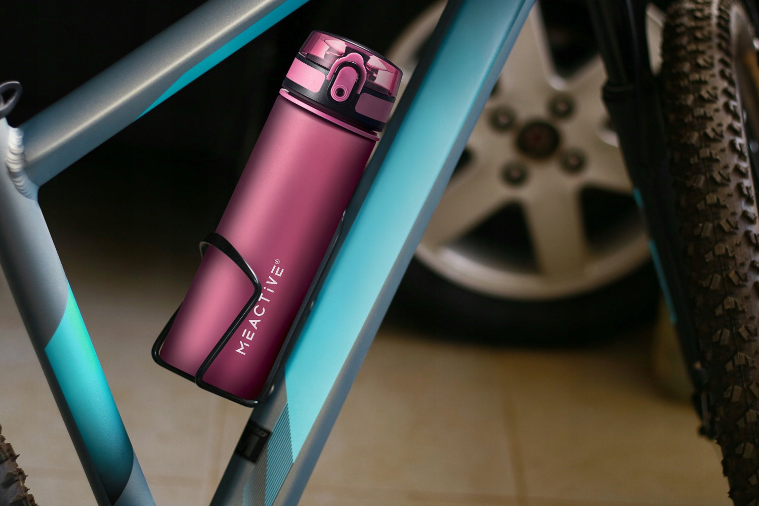 WATER BOTTLE 500ml TRITAN BURGUNDY SPORTS WITH STRAINER AND GRADUATION EAN (GTIN) 5904933524051