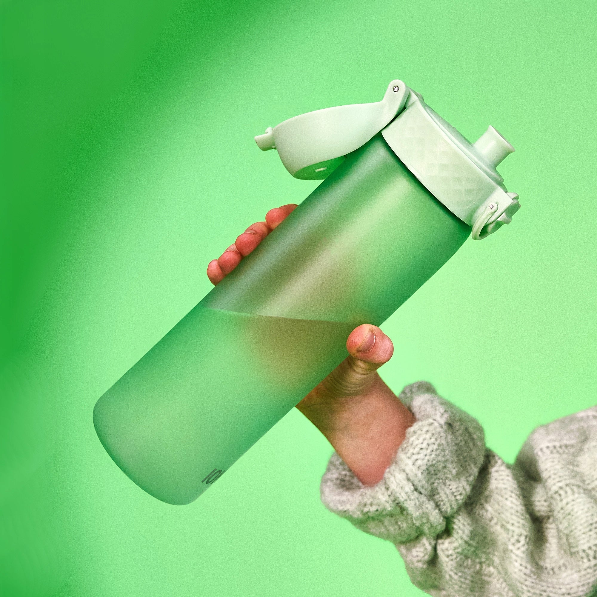 WATER BOTTLE SEALED LIGHT ELEGANT SPORT GYM BIKE ION8 0,5L 500ml Packaging status original