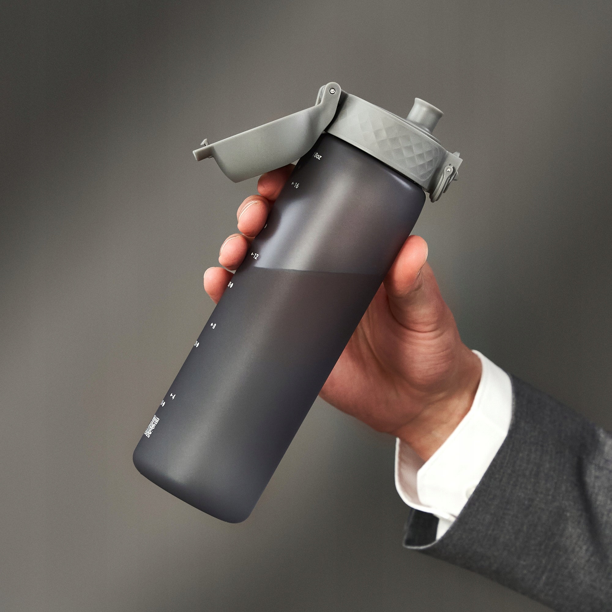 WATER BOTTLE WITH MOUTHPIECE - PZH CERTIFICATE- ELEGANT PREMIUM - ION8 0,5 L 500 ml Manufacturer code I8RF500GRY