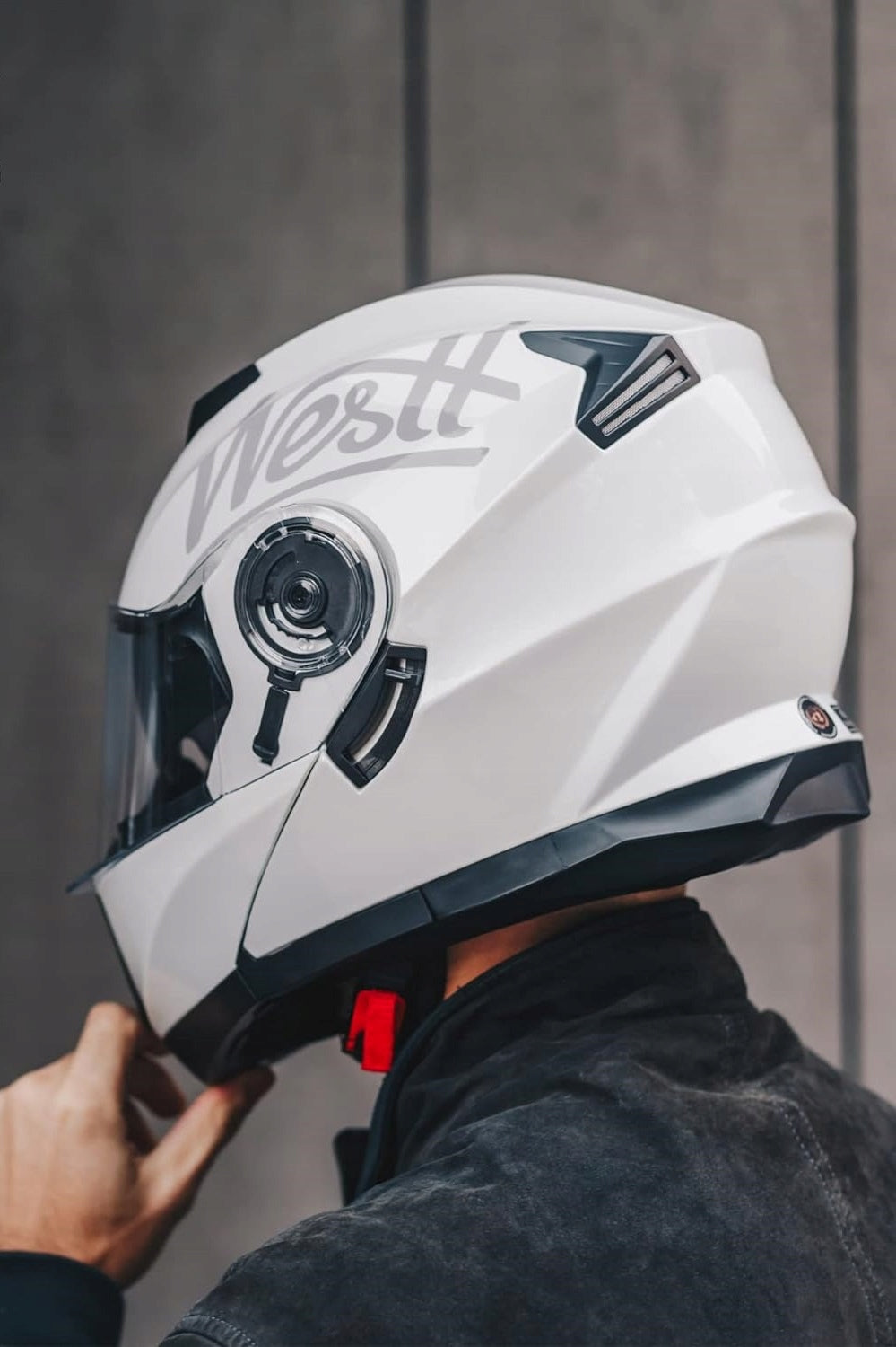 WESTT Torque X Jaw Motorcycle Helmet with Double Viewfinder White L Manufacturer's catalog number ZZW2F1ULIA