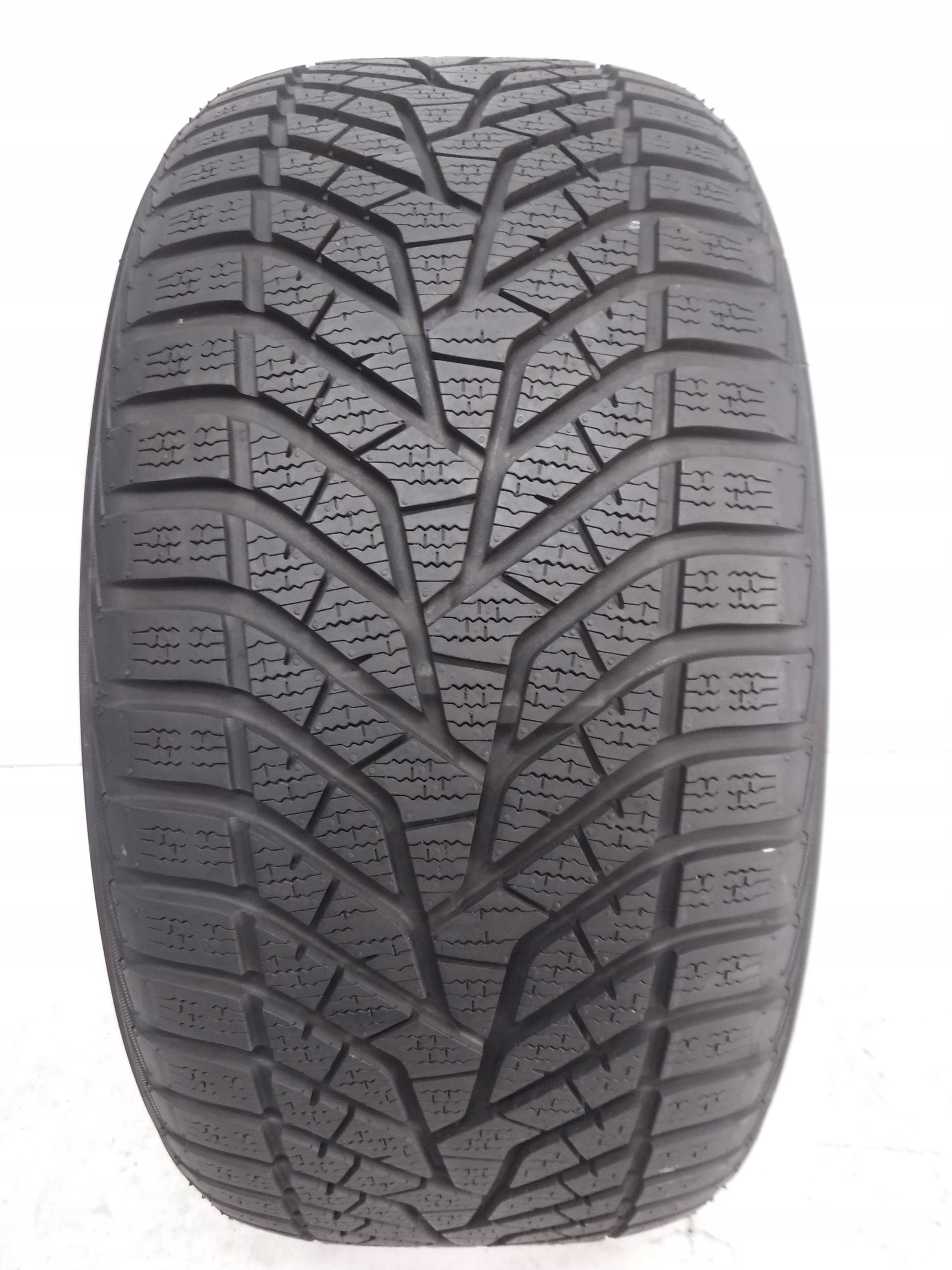 WINTER TYRE YOKOHAMA BLUEARTH WINTER V905 225/40/18 99V M+S Season winter