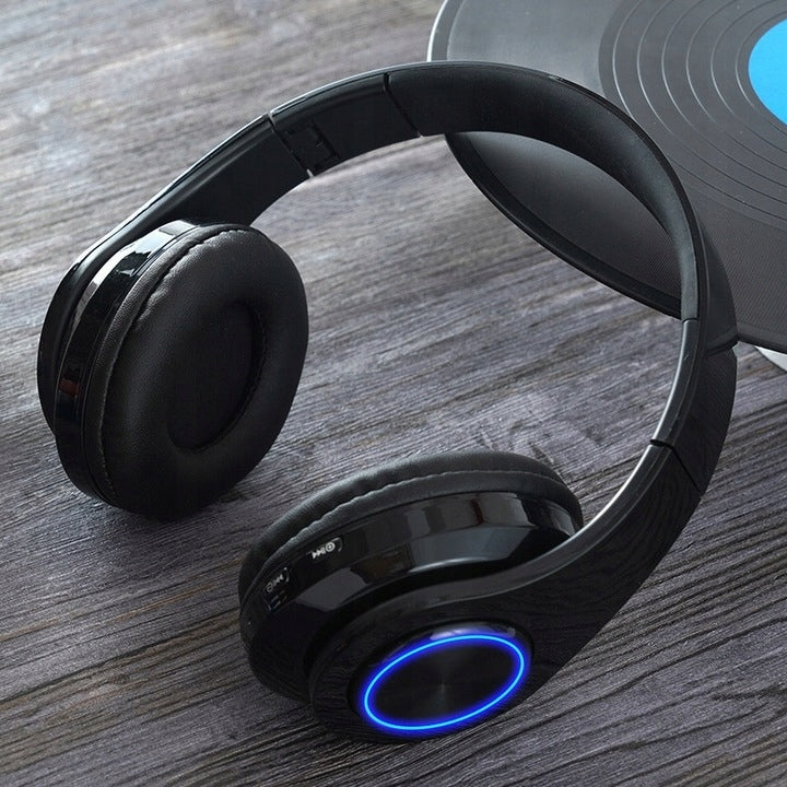 WIRELESS BLUETOOTH HEADPHONES RGB GAMING MICROPHONE FOR PLAYER Packaging status original