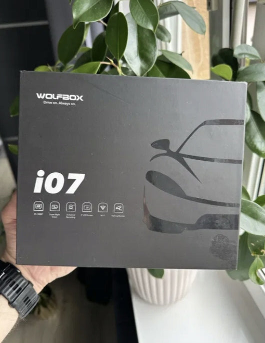 WOLFBOX Car Camera 3-Channel 4K WiFi GPS Night Vision 512GB Manufacturer code i07