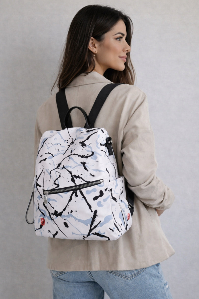 WOMEN'S BACKPACK WHITE SMALL BACKPACK CITY SHOULDER BAG LIGHT 2IN1 J-08- Kind city