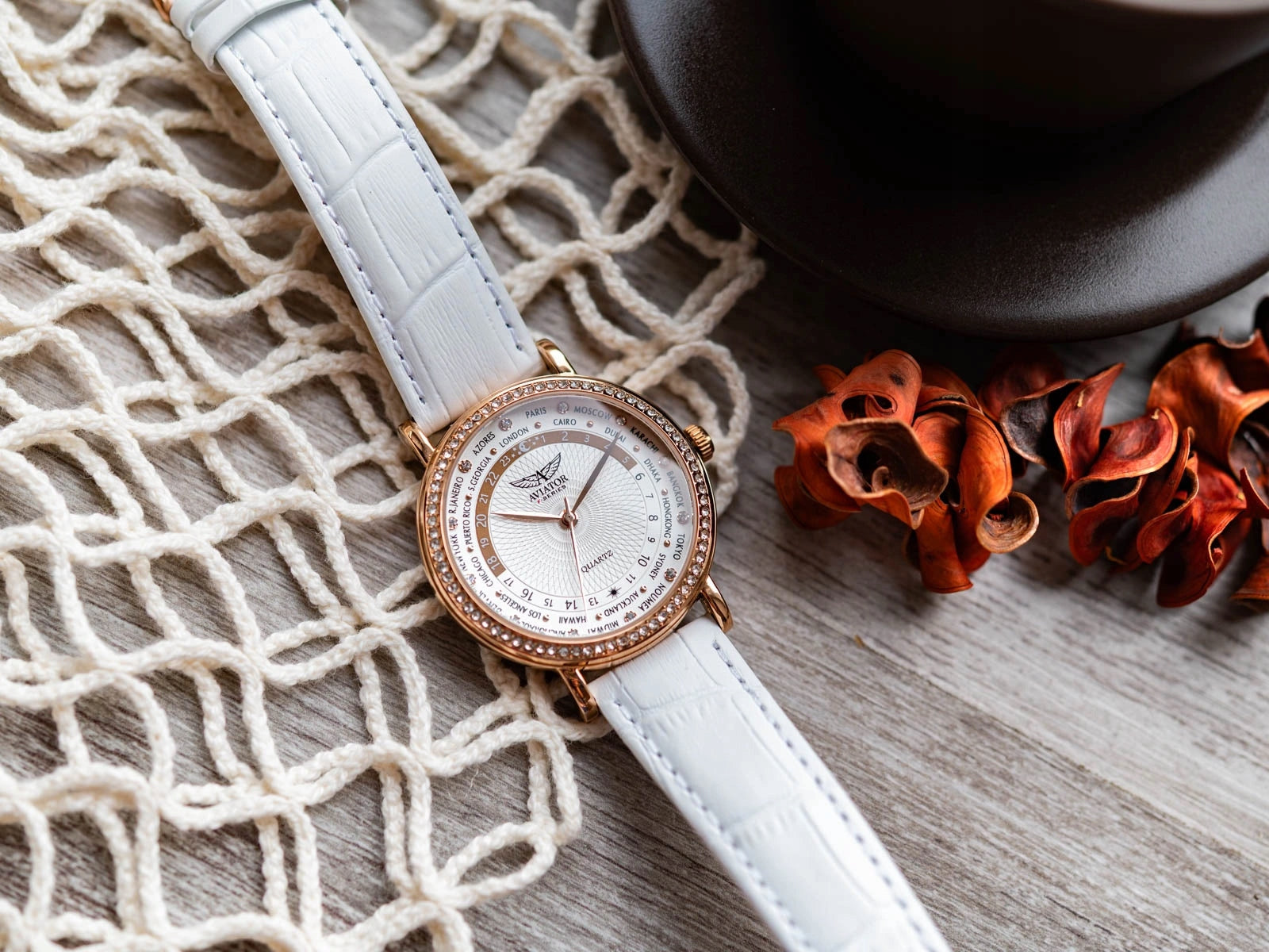 WOMEN'S WATCH AVIATOR AVAW9512 WHITE RHINESTONES Brand Aviator