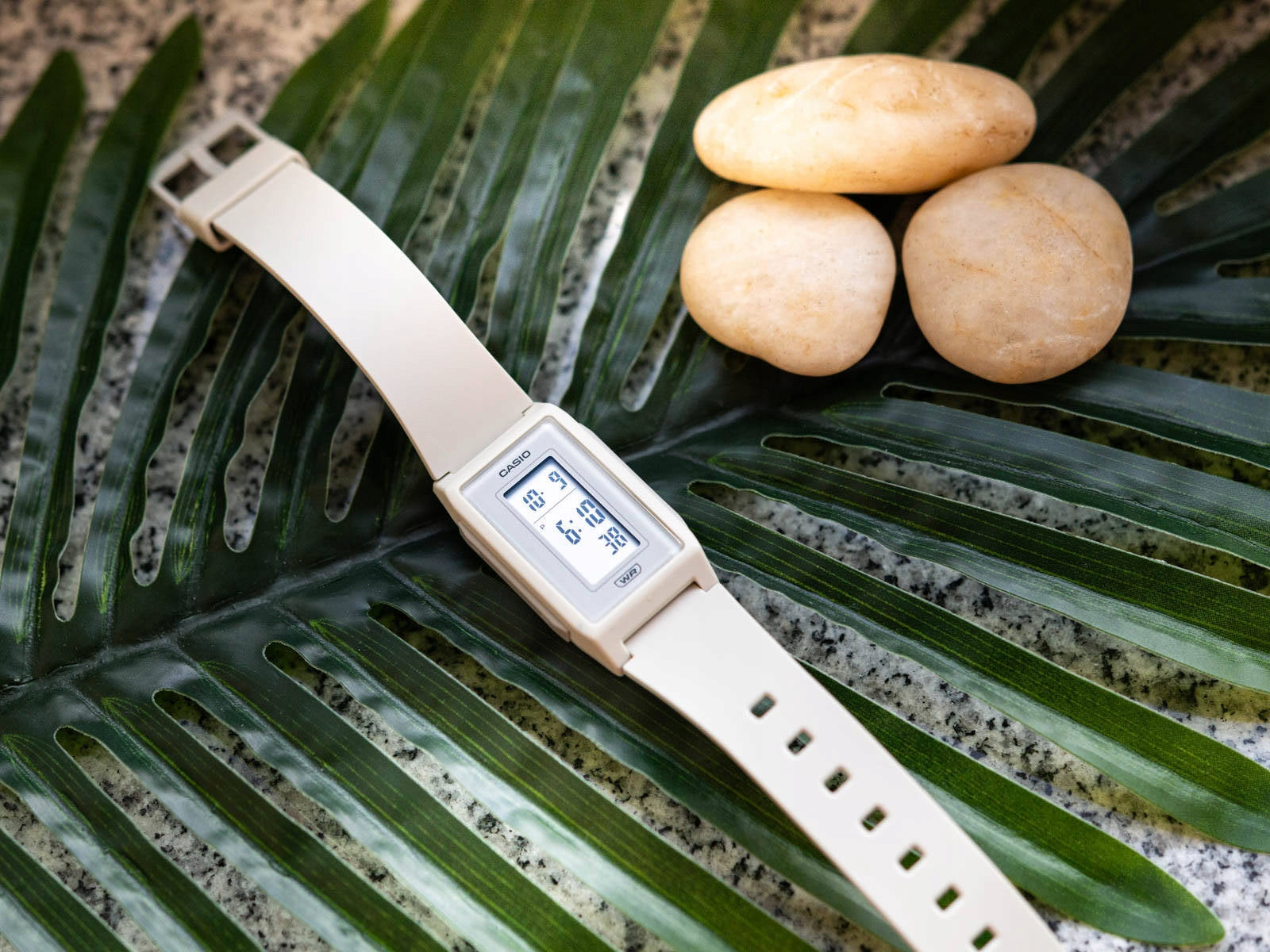WOMEN'S WATCH CASIO LF-10WH-8EF POP GREY ON STRAP DATE STOPWATCH Packaging status original