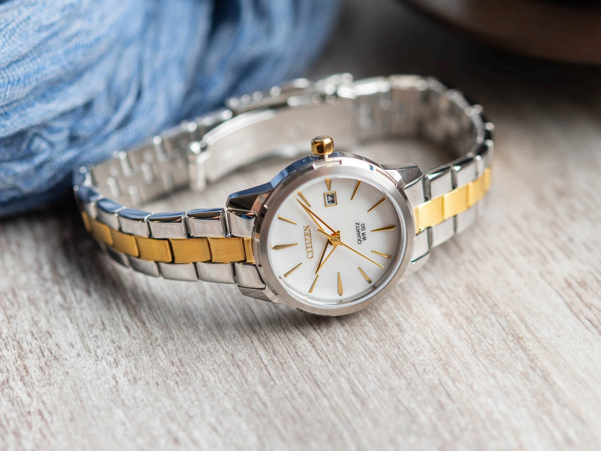 WOMEN'S WATCH CITIZEN EU6074-51D ELEGANCE SILVER GOLD ON BRACELET Brand Citizen