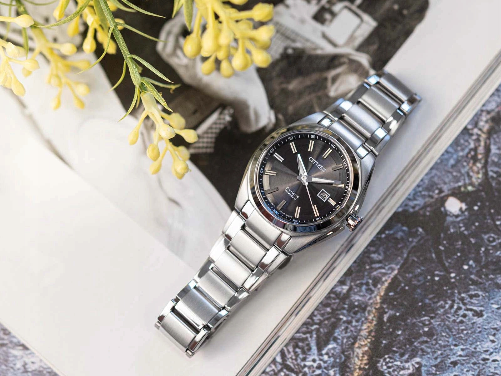 WOMEN'S WATCH CITIZEN EW2210-53E ECO-DRIVE SUPER TITANIUM SILVER 10BAR Batteries included yes