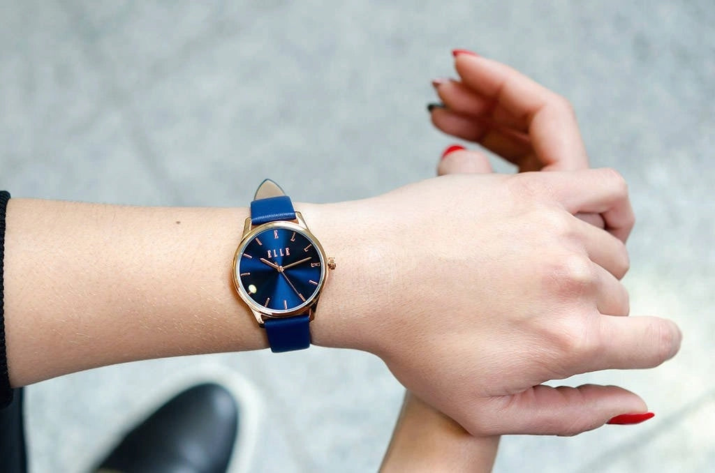 WOMEN'S WATCH ELLE ELL21028 MONCEAU ENGRAVING FREEBIE Gender woman