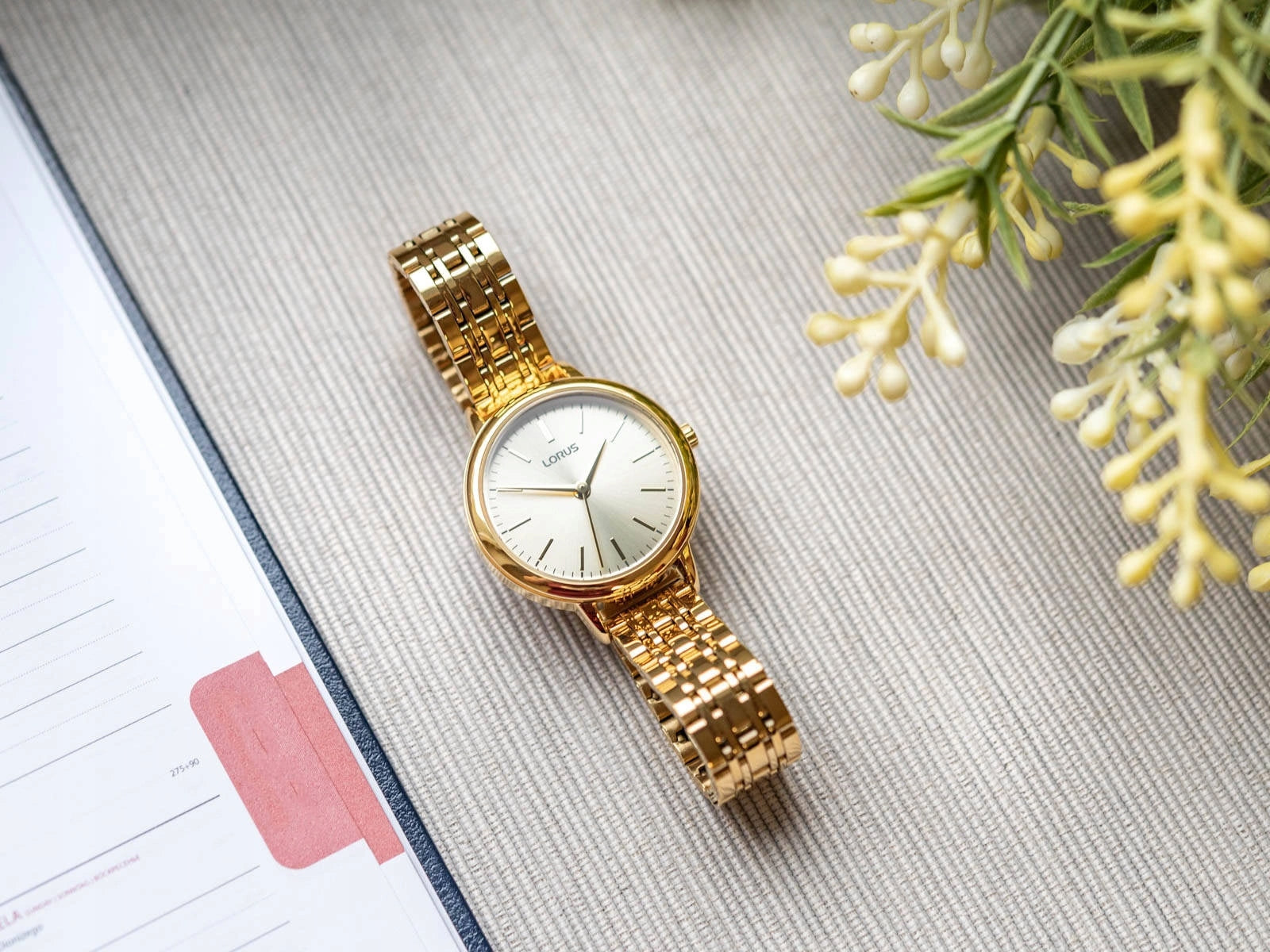 WOMEN'S WATCH LORUS RG204QX5 ELEGANT CLASSIC ON BRACELET GOLD Batteries included yes
