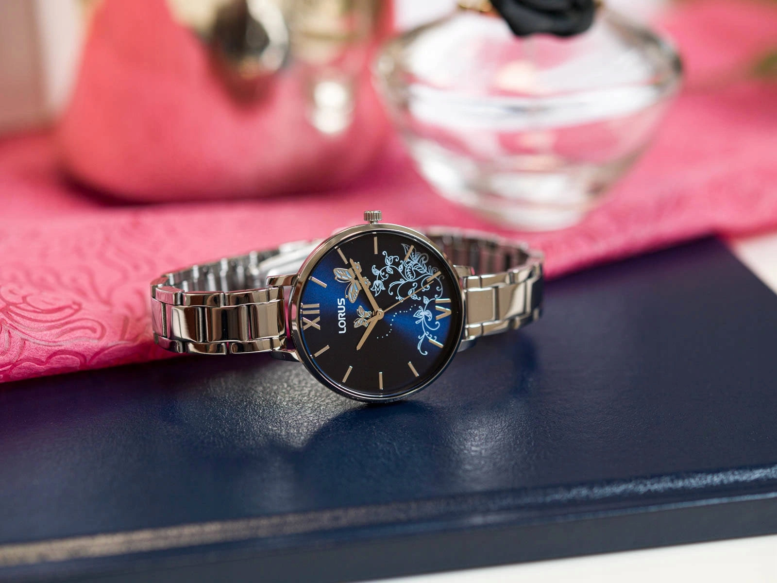 WOMEN'S WATCH LORUS RG299SX9 ELEGANT CLASSIC Batteries included yes