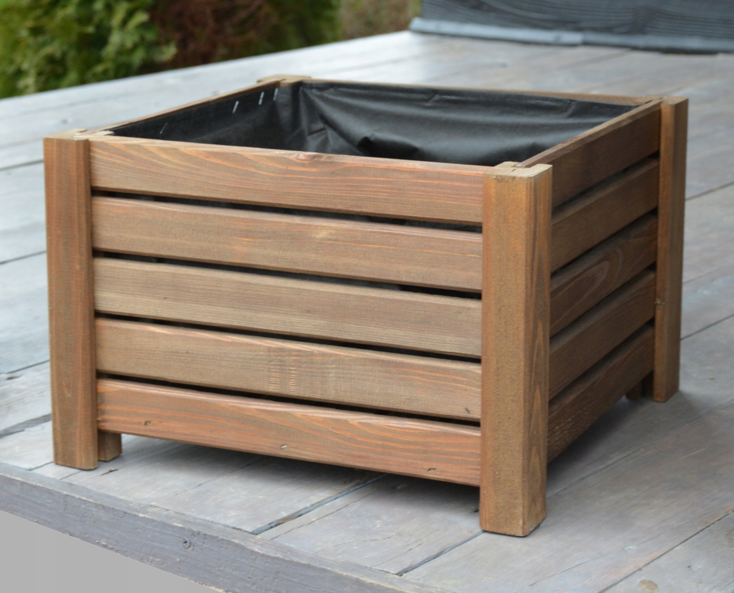 WOODEN FLOWER POT box wood 38 cm Manufacturer code donica mała ciemny brąz