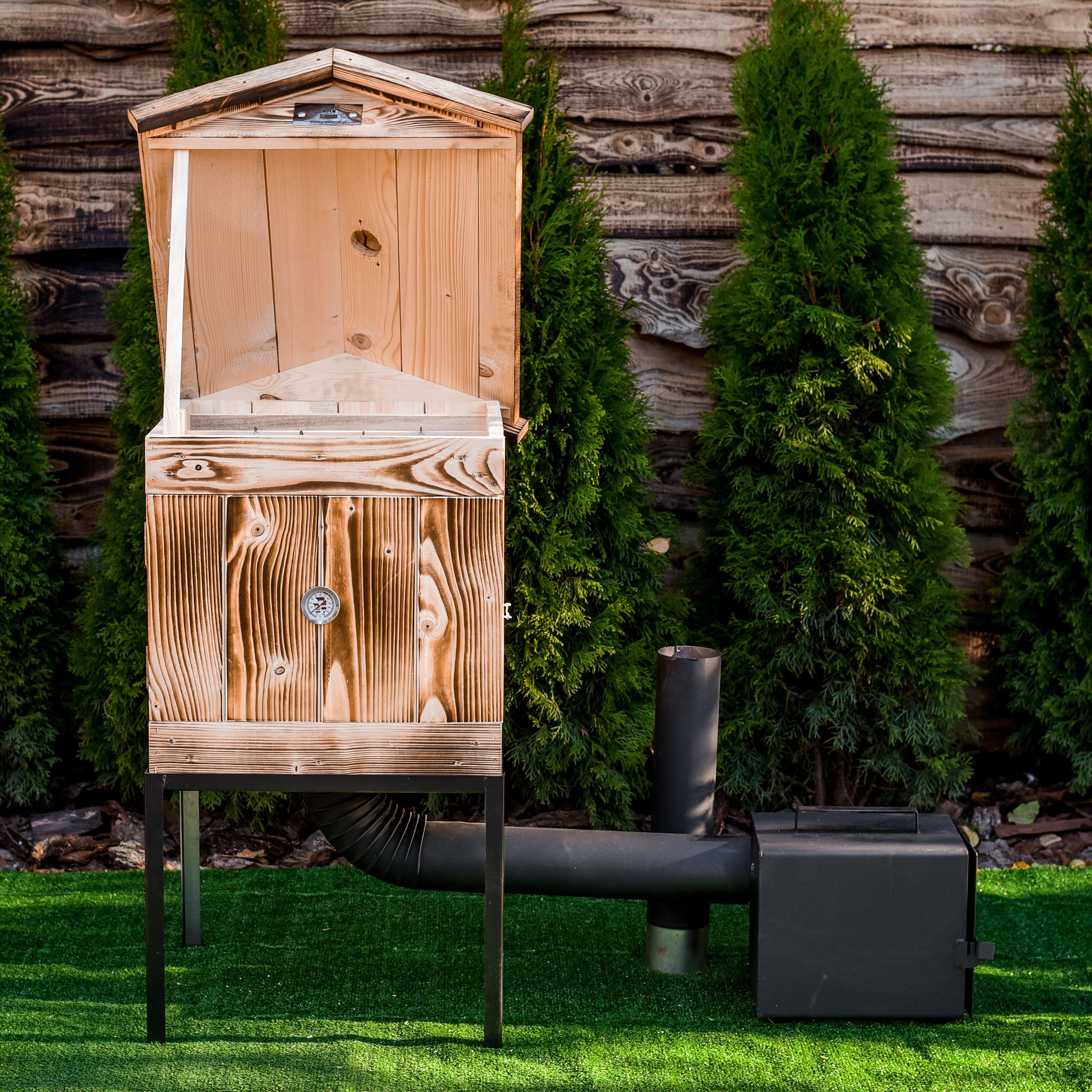 WOODEN GARDEN SMOKEHOUSE WITH STOVE 2XL COMPLETE SMOKING SET Manufacturer code 5905214400811