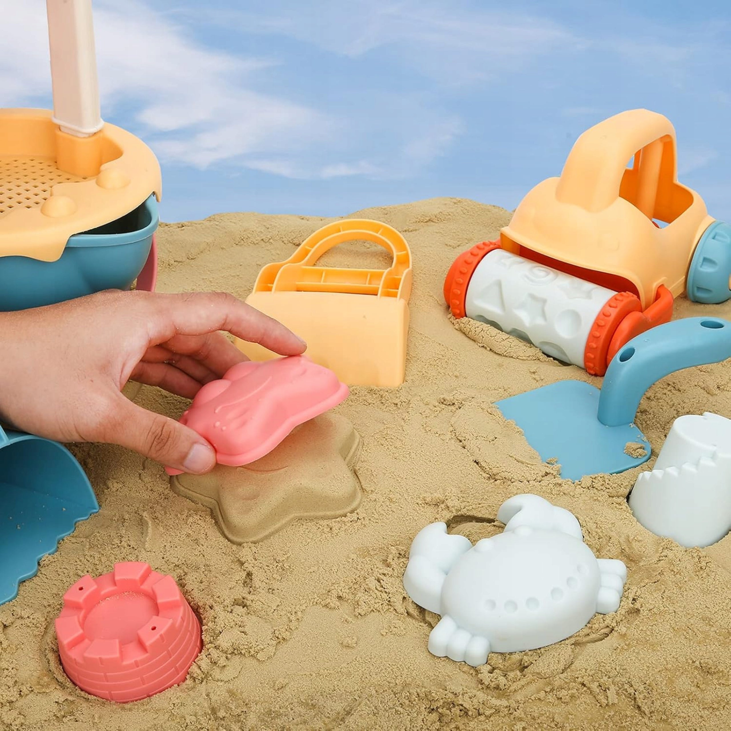WOODEN SANDBOX 117X117 CM + 14 SAND TOYS SET Kid's age 3＋ years