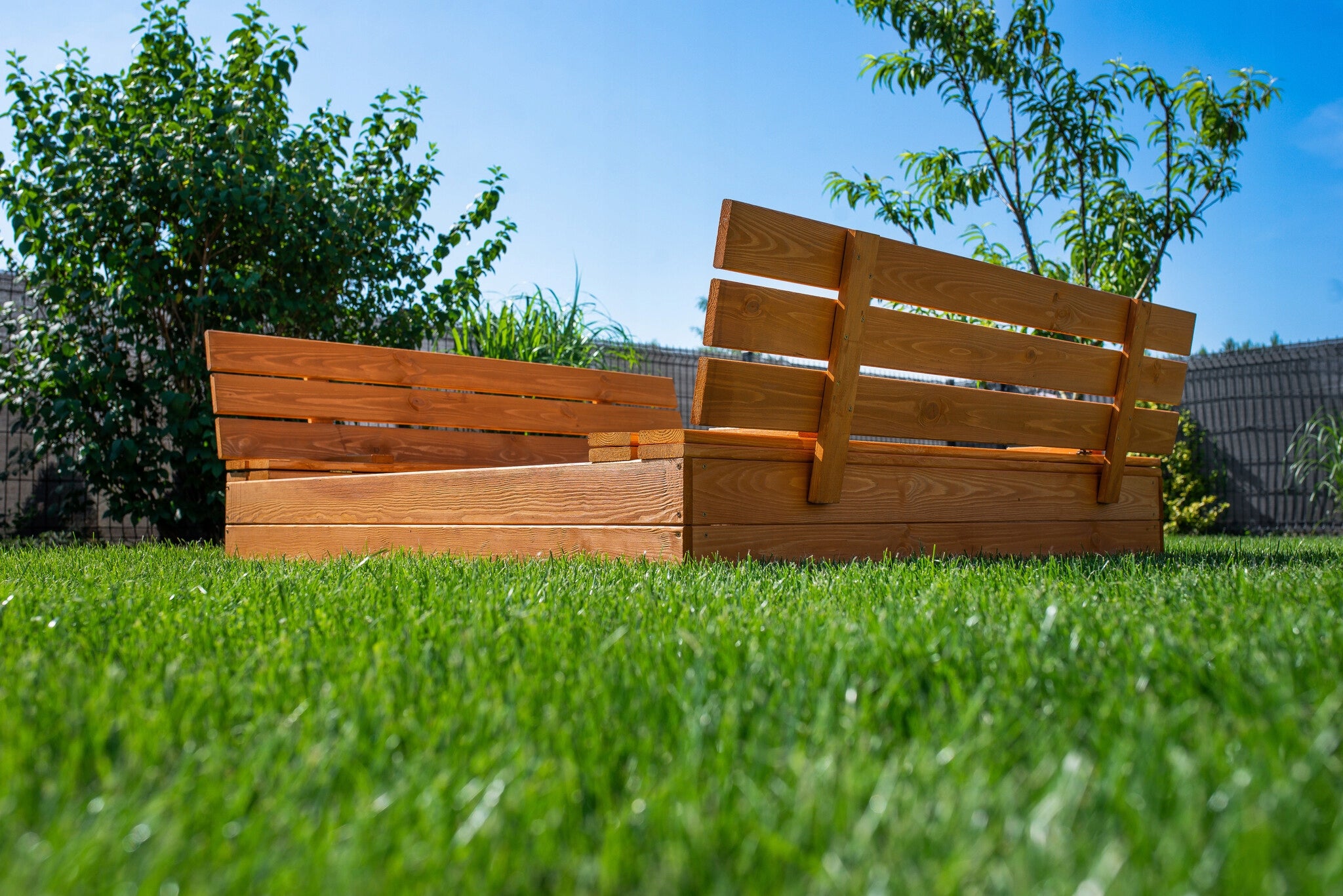 WOODEN SANDBOX IMPREGNATED WITH BENCHES LARGE 140cm MANUFACTURER Kind wooden