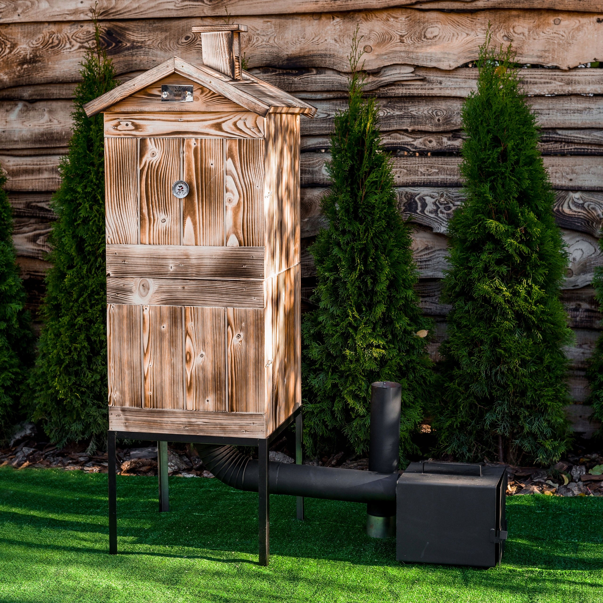 WOODEN SMOKEHOUSE GARDEN SMOKEHOUSE - LARGE HEARTH SET OF FREEBIES EAN (GTIN) 5905214400026