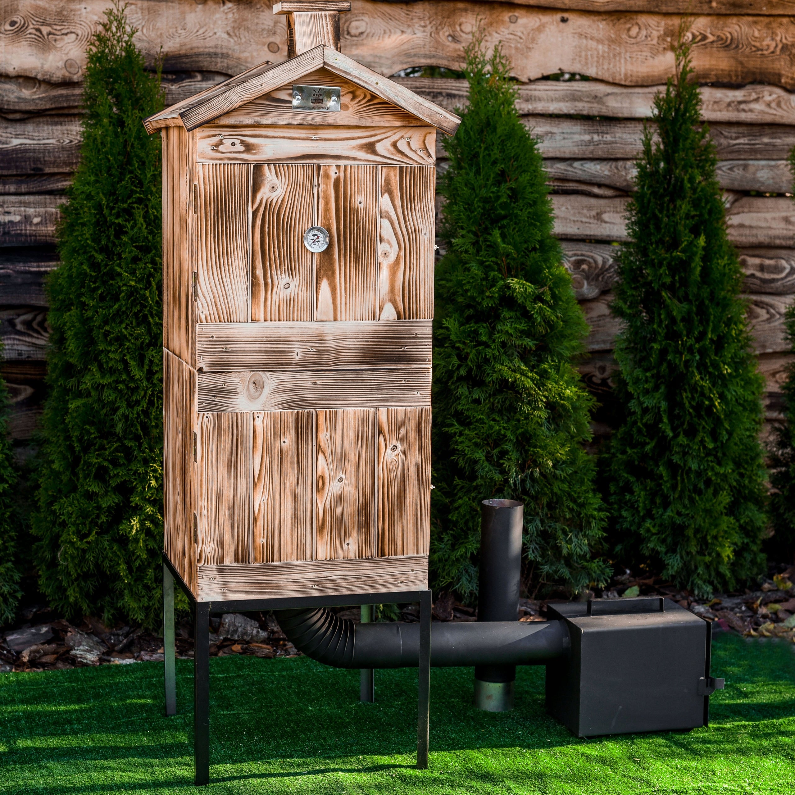WOODEN SMOKEHOUSE GARDEN SMOKEHOUSE - LARGE HEARTH SET OF FREEBIES Manufacturer code 5905214400026