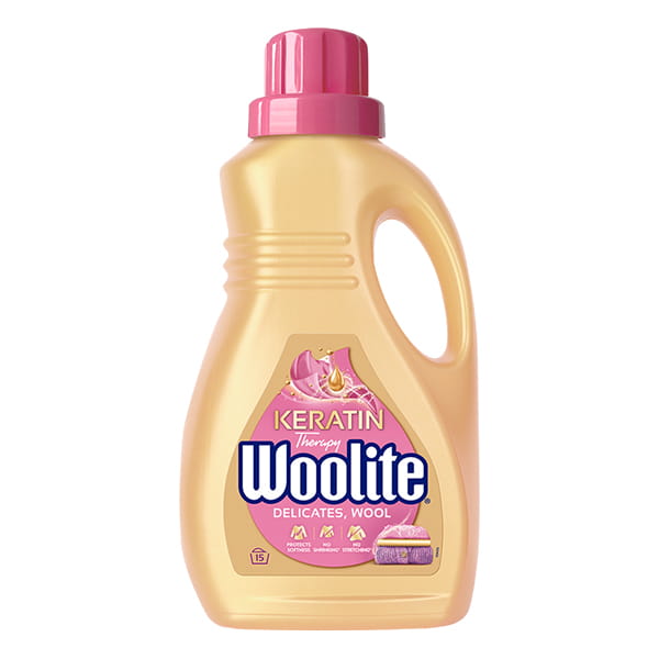 WOOLITE Washing liquid for delicate fabrics and wool with keratin 900 ml