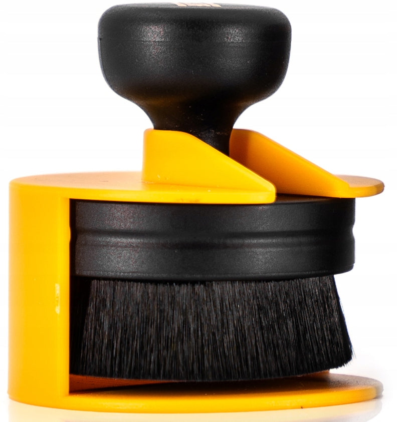 WORK STUFF Cyclone Tire Applicator Soft Brush Tire Applicator Stand Packaging status original