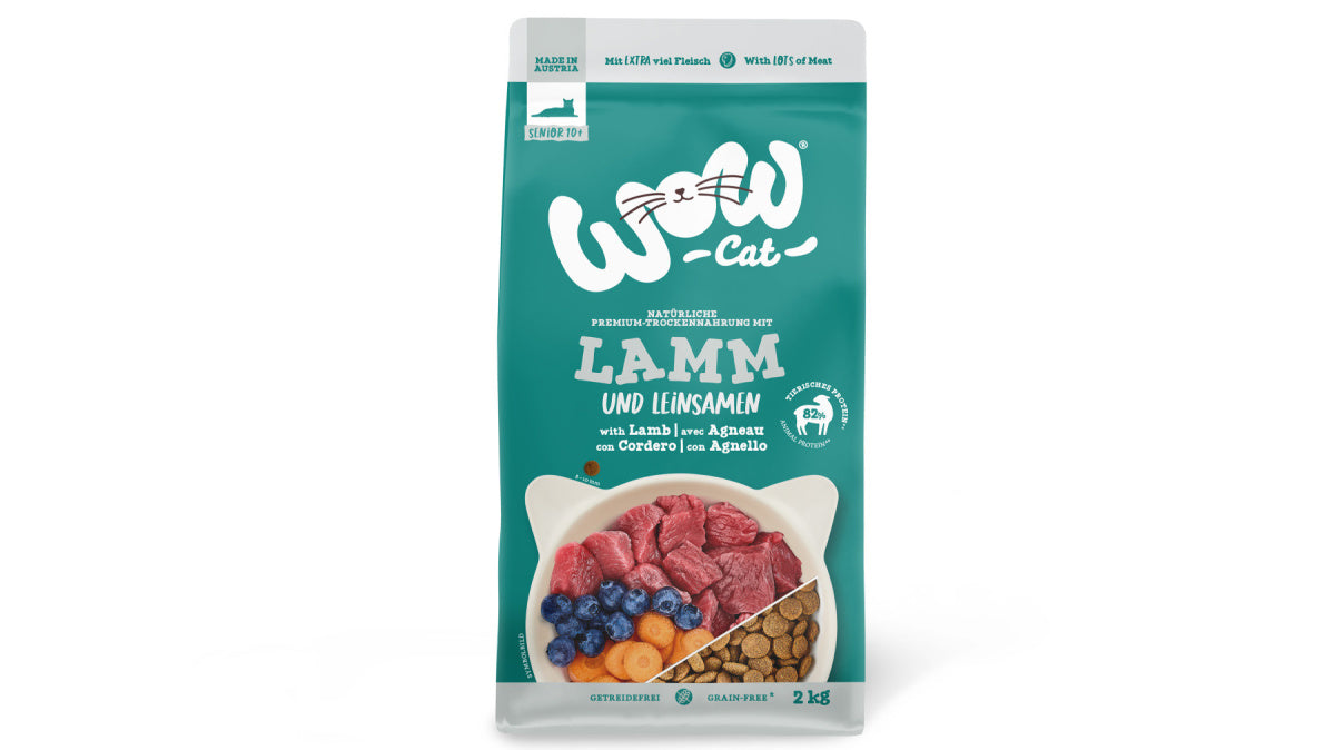 WOW CAT Senior with Lamb - Multipack 2 × 2 kg for Older Cats