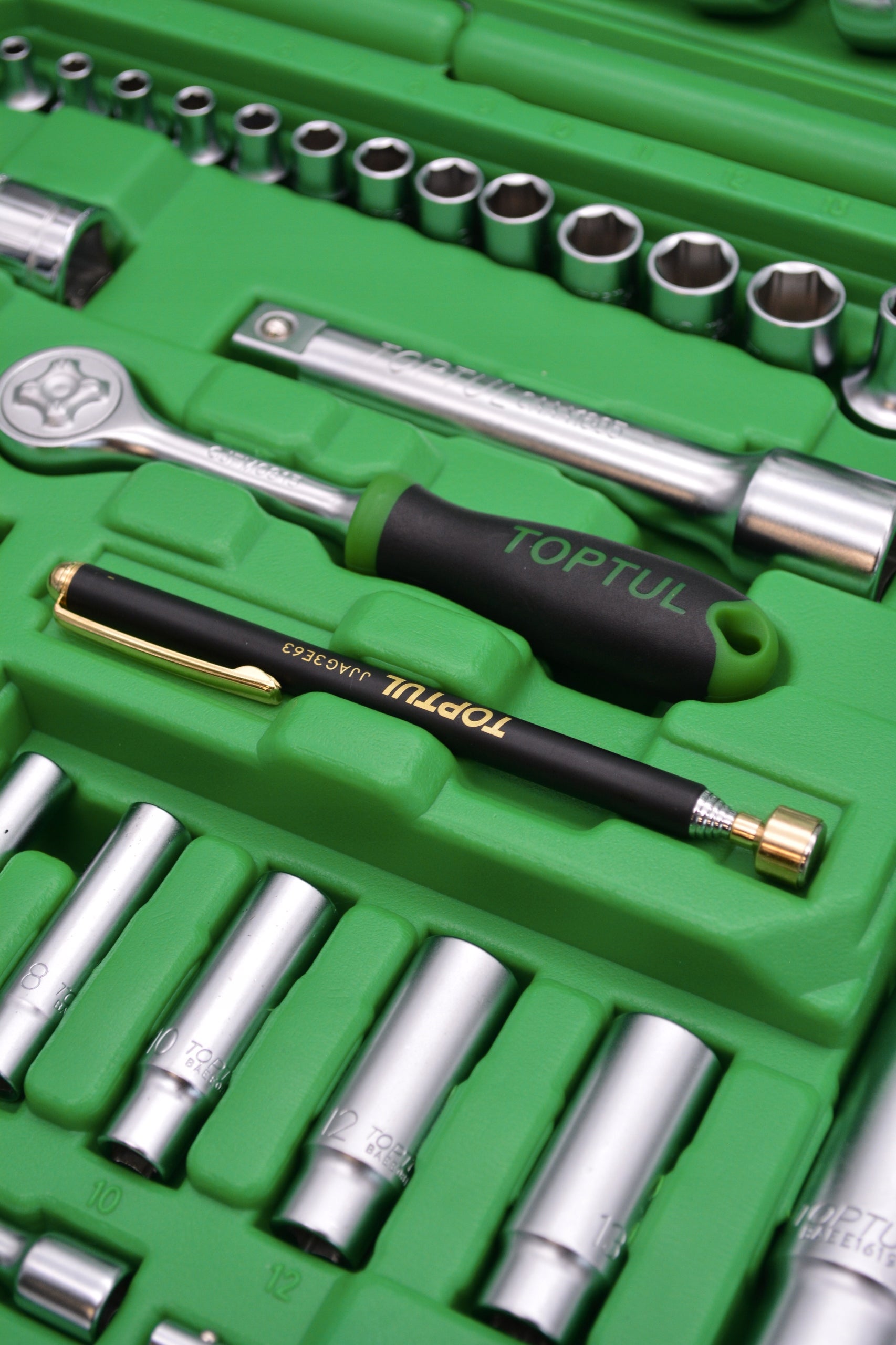 WRENCH SET TOOL CASE 1/4" 1/2" 130EL TOPTUL GCAI130T0 EAN (GTIN) 4711671658129