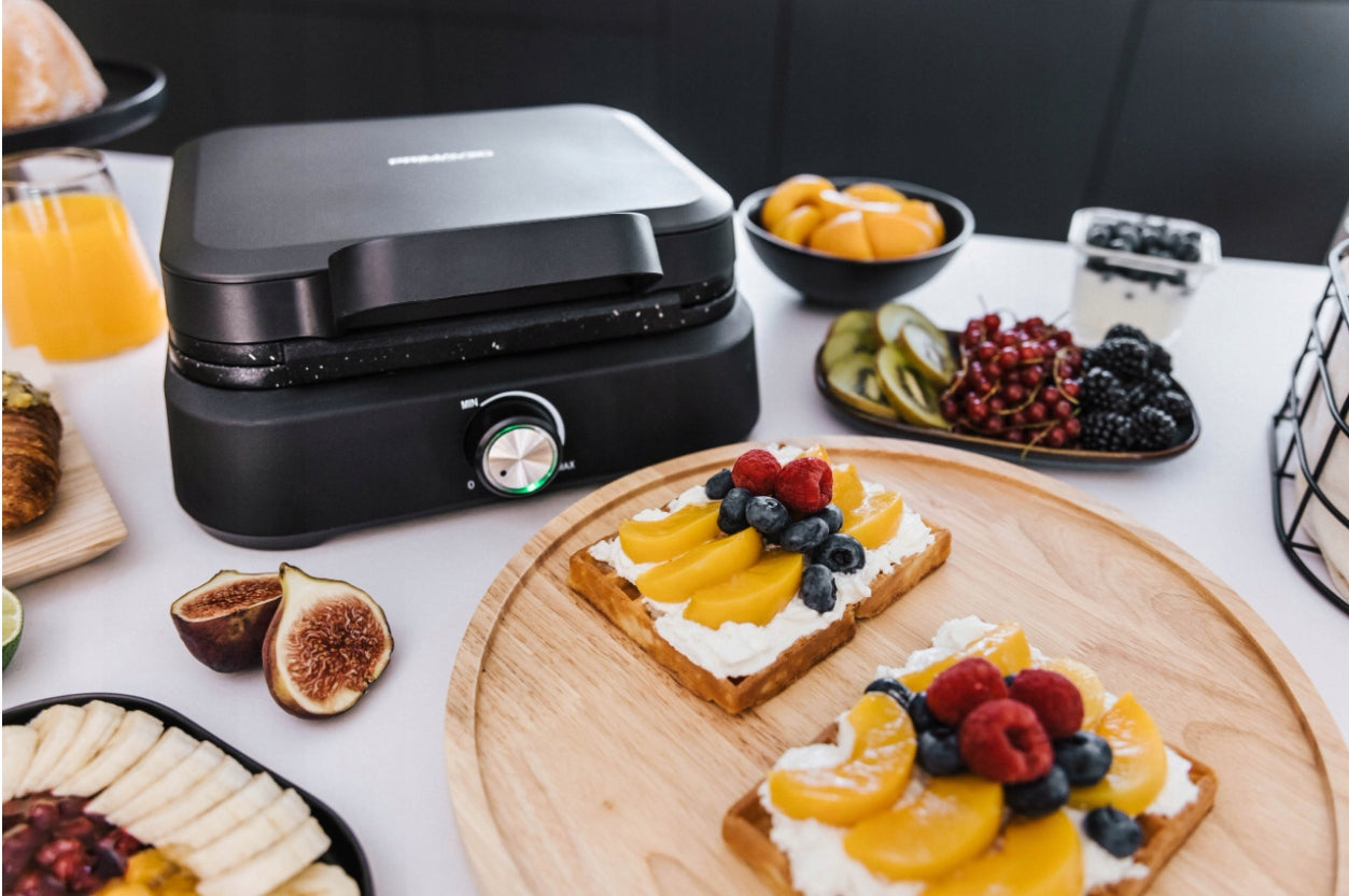 Waffle Iron 2 LARGE WAFFLES 2500W DEEP PLATES TEFLON COATING Power rating 1500 W