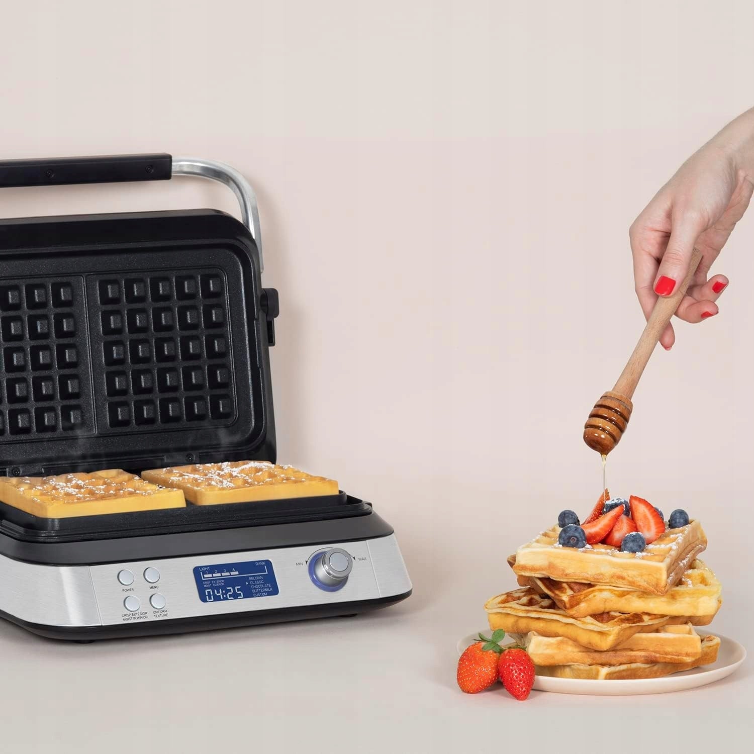 Waffle iron H.Koenig GFX800 1600W LCD 5 programs gilding adjustment Power rating 1600 W