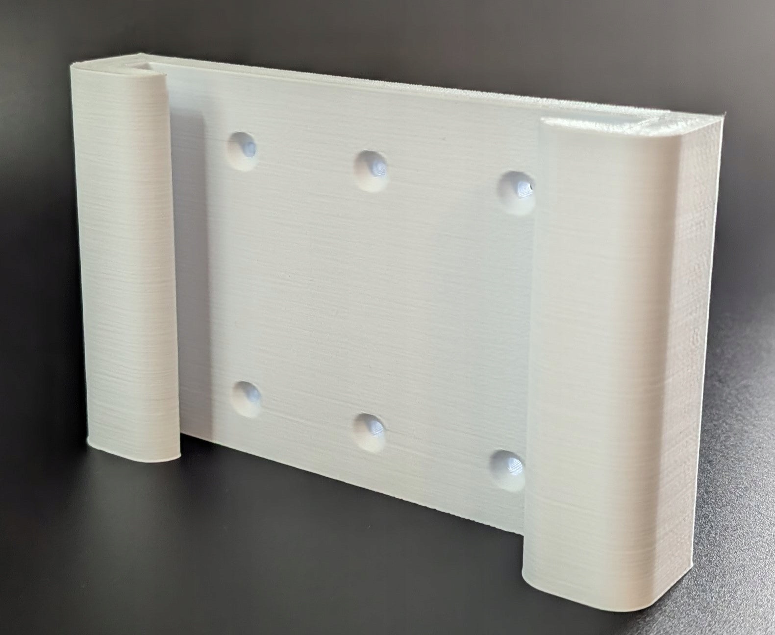 Wall/ceiling mount for MAGCUBIC L018 projector Manufacturer code XP0001
