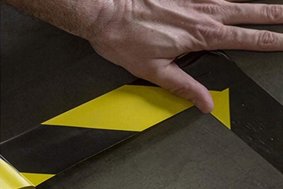 Warning tape Omega yellow-black 4,8 cm x 33 m Packaging status original