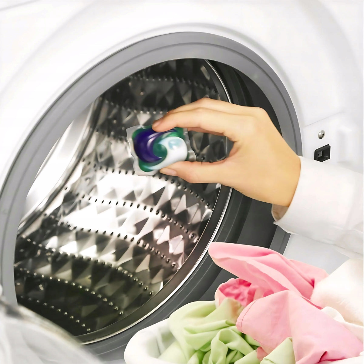 Washing capsules Ariel universal Mountain Spring 65 pcs. Brand Ariel