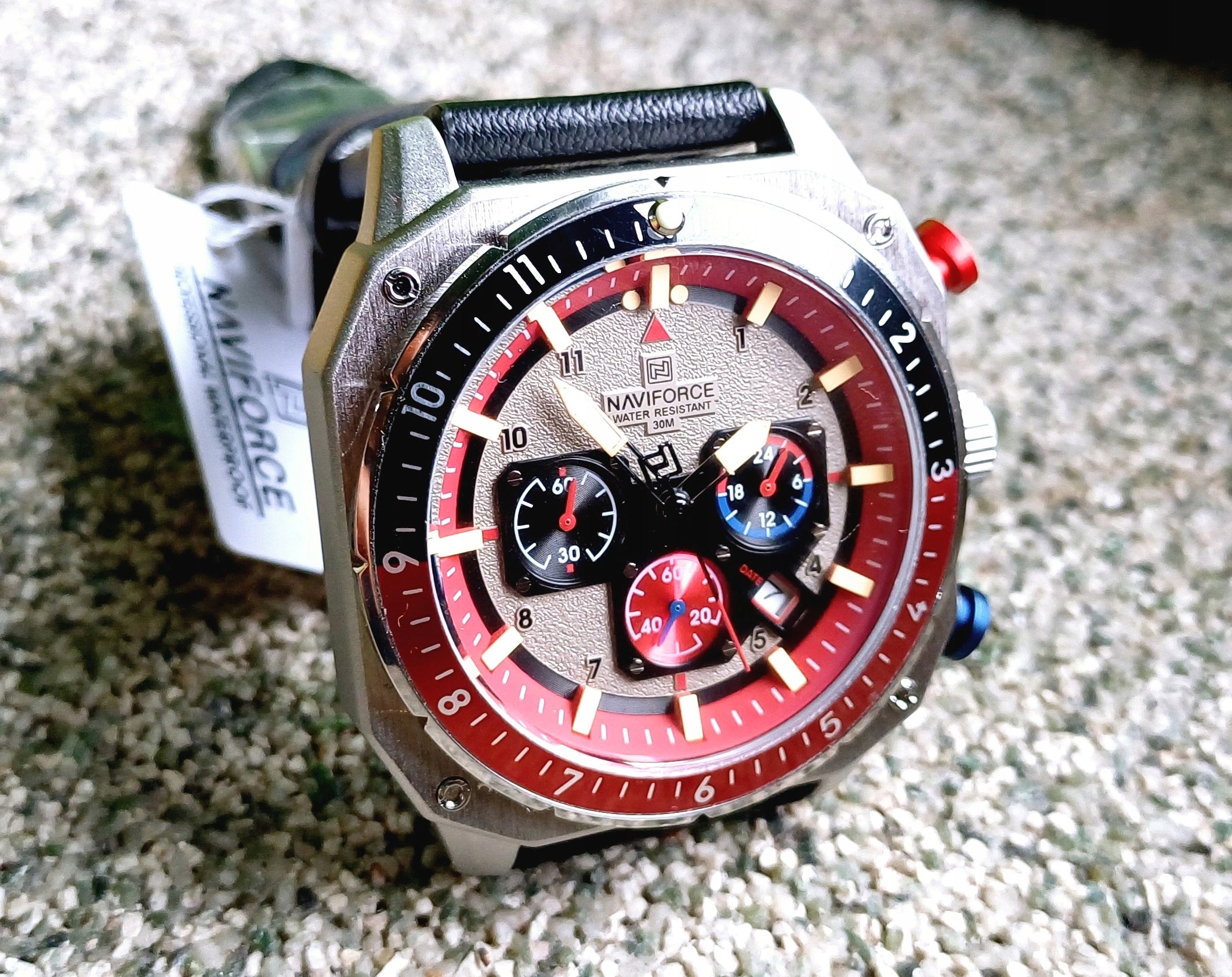 Watch Naviforce military Day-Date chronograph men's leather strap box Model NF8057